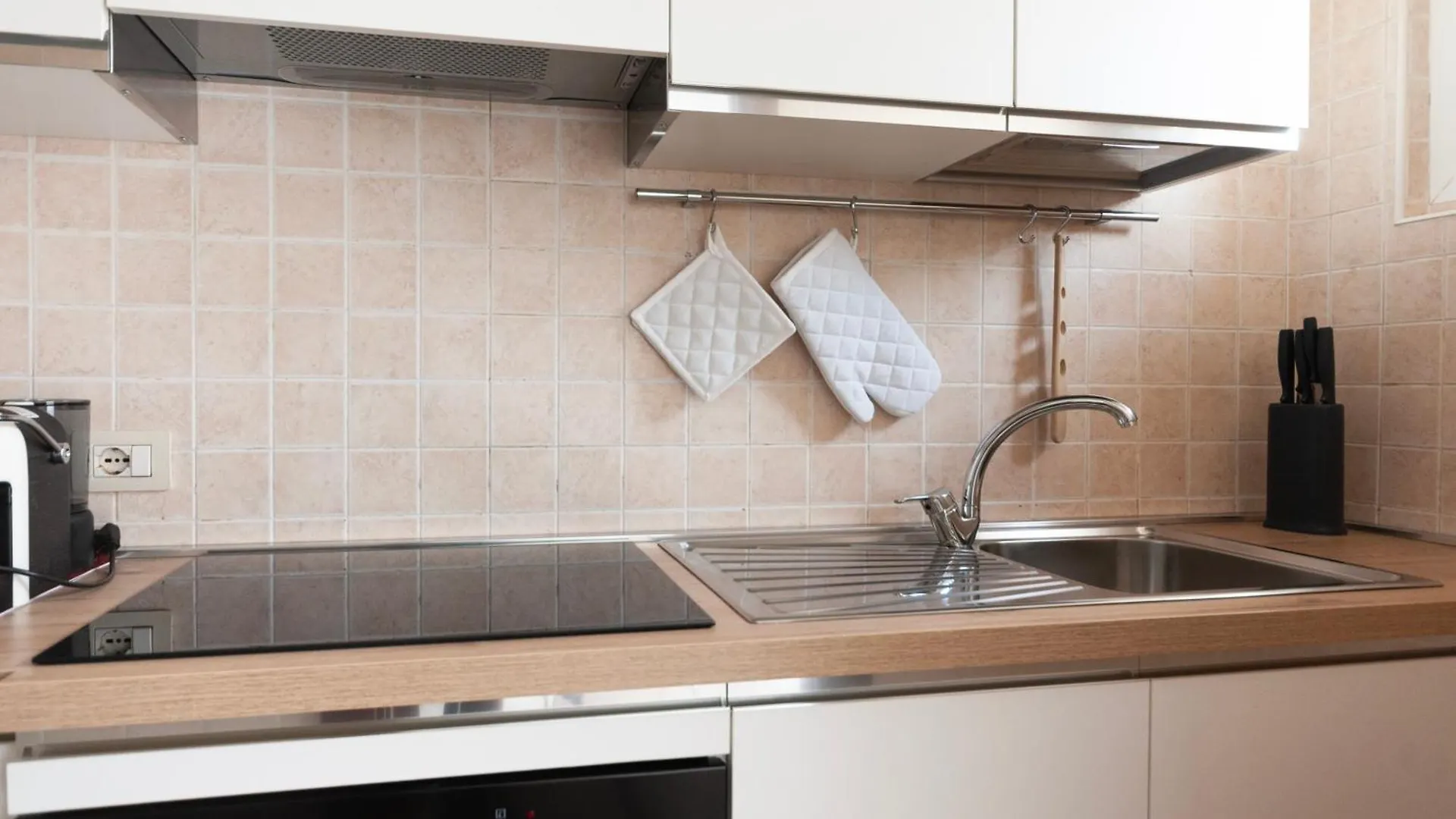 Youhosty - Paul Valery Bis Milan Apartment